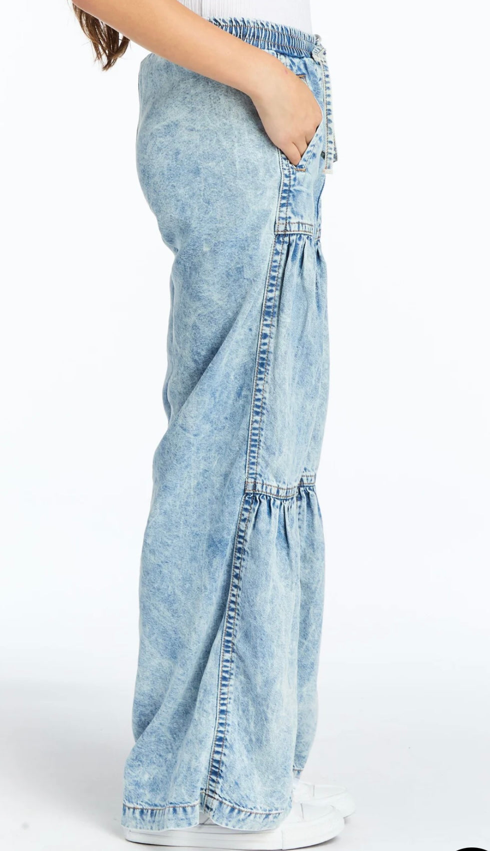 Tractr Drawstring Tiered Wide Leg Pull-On Jean